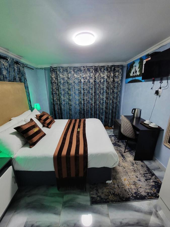 La-Nuel Guest Lodge Boksburg Buitenkant foto