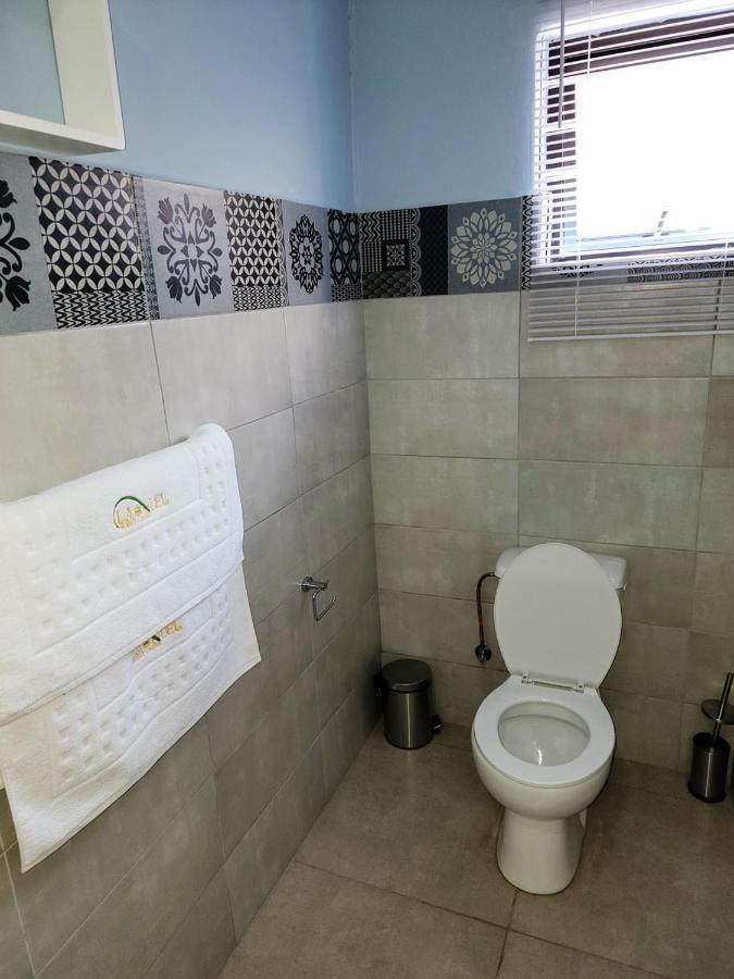 La-Nuel Guest Lodge Boksburg Buitenkant foto