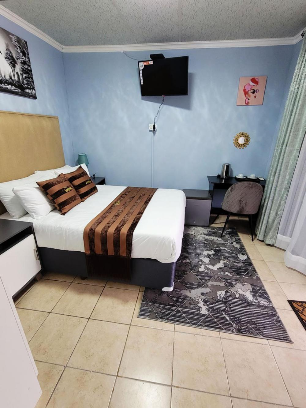 La-Nuel Guest Lodge Boksburg Buitenkant foto